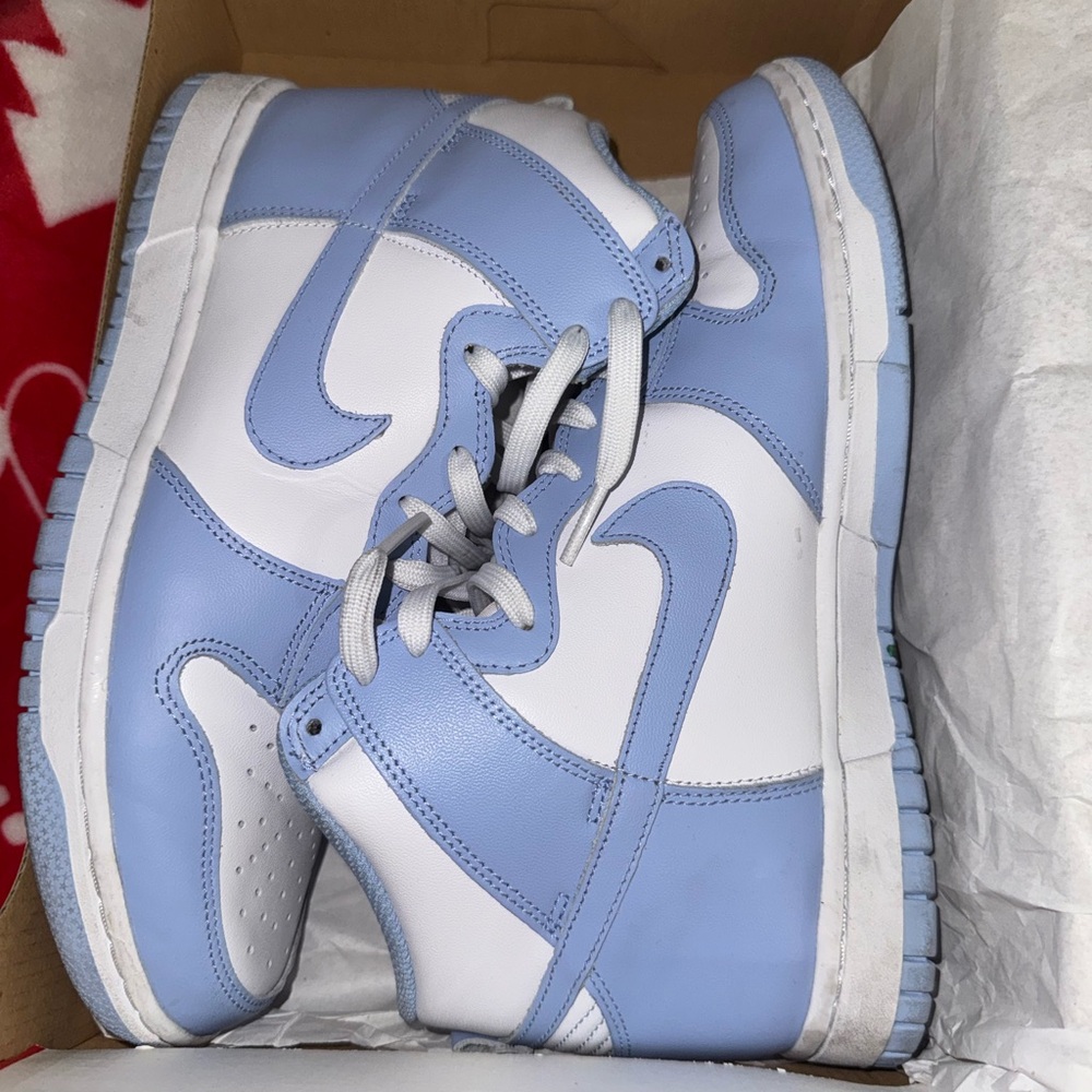 Nike Dunks - image 3